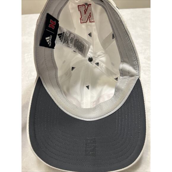 Adidas Nebraska Huskers Hat Cap Strapback One Size White Red Football NCAA - Picture 8 of 9